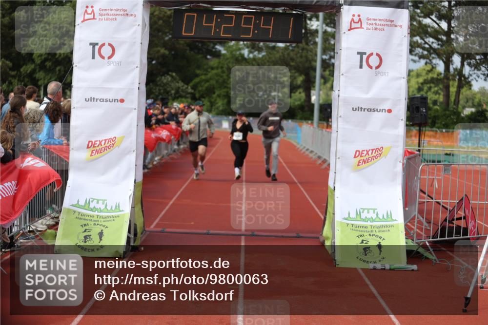14.06.2026 - 7 Türme Triathlon Andreas Tolksdorf http://msf.ph/oto/9800063 14.06.2026 15:29:40 Ziel 1174 meine-sportfotos.de
