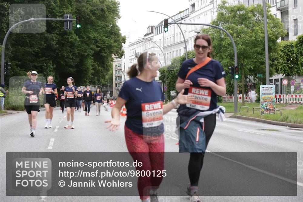 14.06.2026 - REWE Women's Run Jannik Wohlers http://msf.ph/oto/9800125 14.06.2026 11:02:50 Laufen 2, 867 meine-sportfotos.de