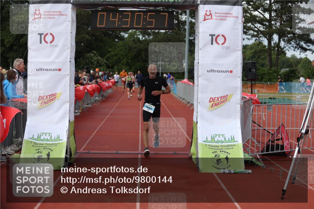 14.06.2026 - 7 Türme Triathlon Andreas Tolksdorf http://msf.ph/oto/9800144 14.06.2026 15:30:56 Ziel 1166, 1720 meine-sportfotos.de