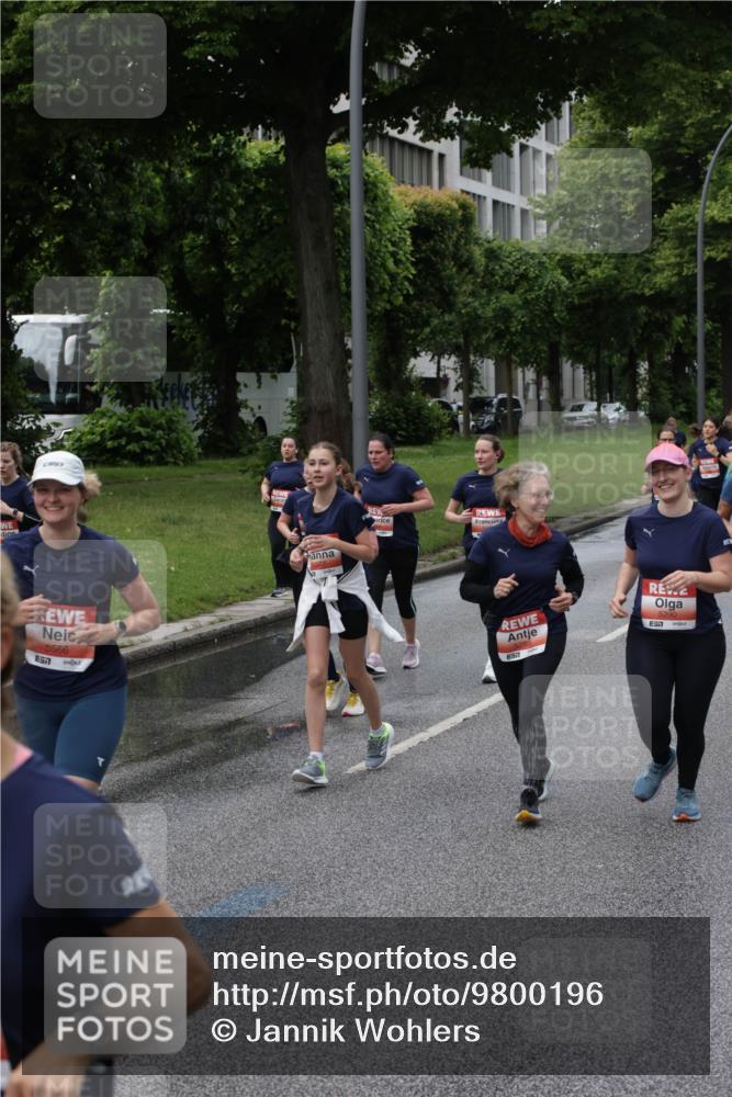 14.06.2026 - REWE Women's Run Jannik Wohlers http://msf.ph/oto/9800196 14.06.2026 10:40:19 Laufen 5566, 7, 51, 57, 5290 meine-sportfotos.de