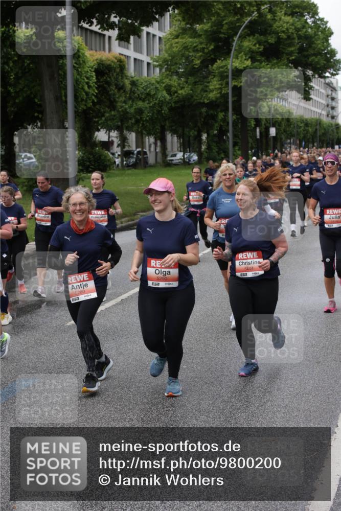 14.06.2026 - REWE Women's Run Jannik Wohlers http://msf.ph/oto/9800200 14.06.2026 10:40:19 Laufen 5289, 7, 5290, 57, 5444, 7 meine-sportfotos.de