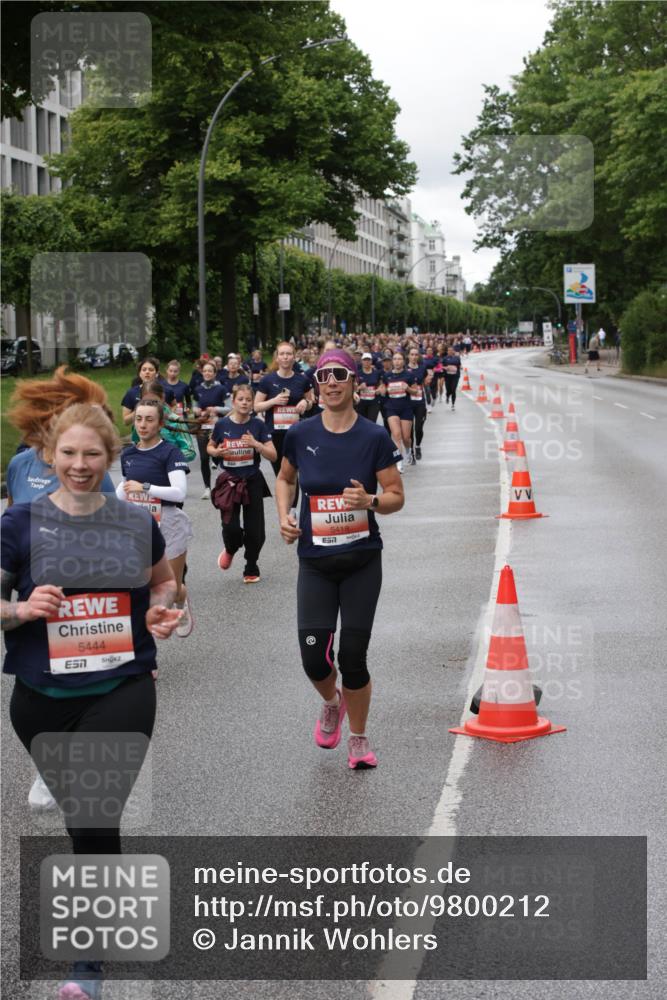14.06.2026 - REWE Women's Run Jannik Wohlers http://msf.ph/oto/9800212 14.06.2026 10:40:20 Laufen 5444, 5418, 657 meine-sportfotos.de