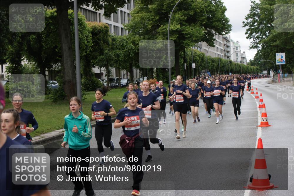 14.06.2026 - REWE Women's Run Jannik Wohlers http://msf.ph/oto/9800219 14.06.2026 10:40:22 Laufen 57 meine-sportfotos.de