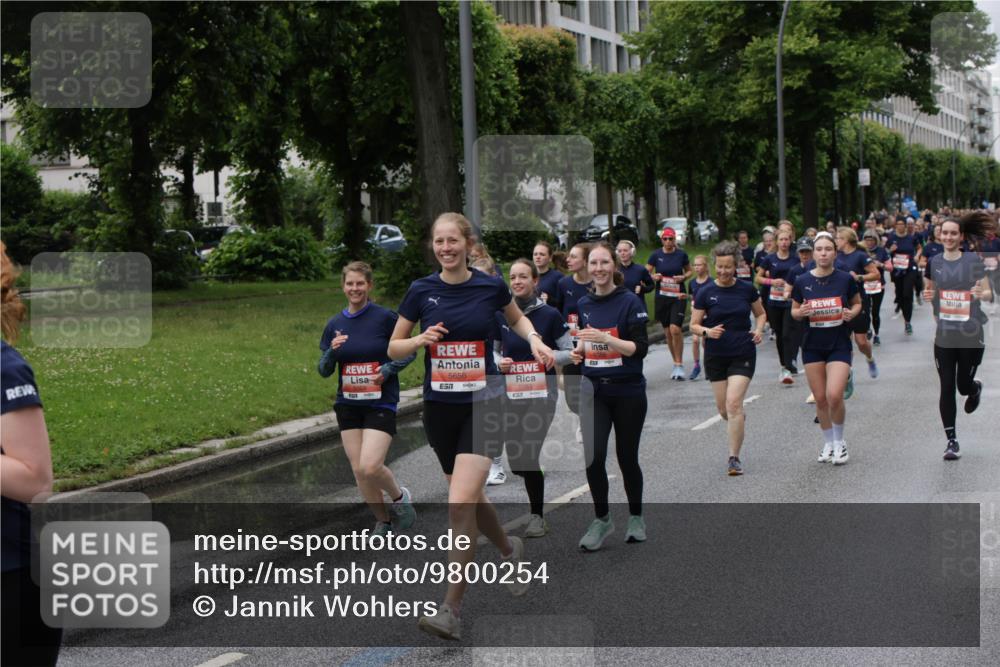 14.06.2026 - REWE Women's Run Jannik Wohlers http://msf.ph/oto/9800254 14.06.2026 10:40:25 Laufen 5656, 7 meine-sportfotos.de