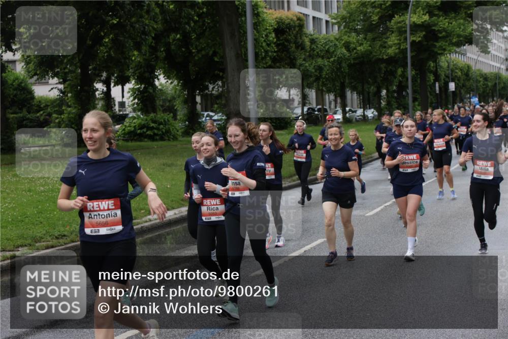 14.06.2026 - REWE Women's Run Jannik Wohlers http://msf.ph/oto/9800261 14.06.2026 10:40:26 Laufen 5656, 7, 5053, 57, 6056, 61 meine-sportfotos.de