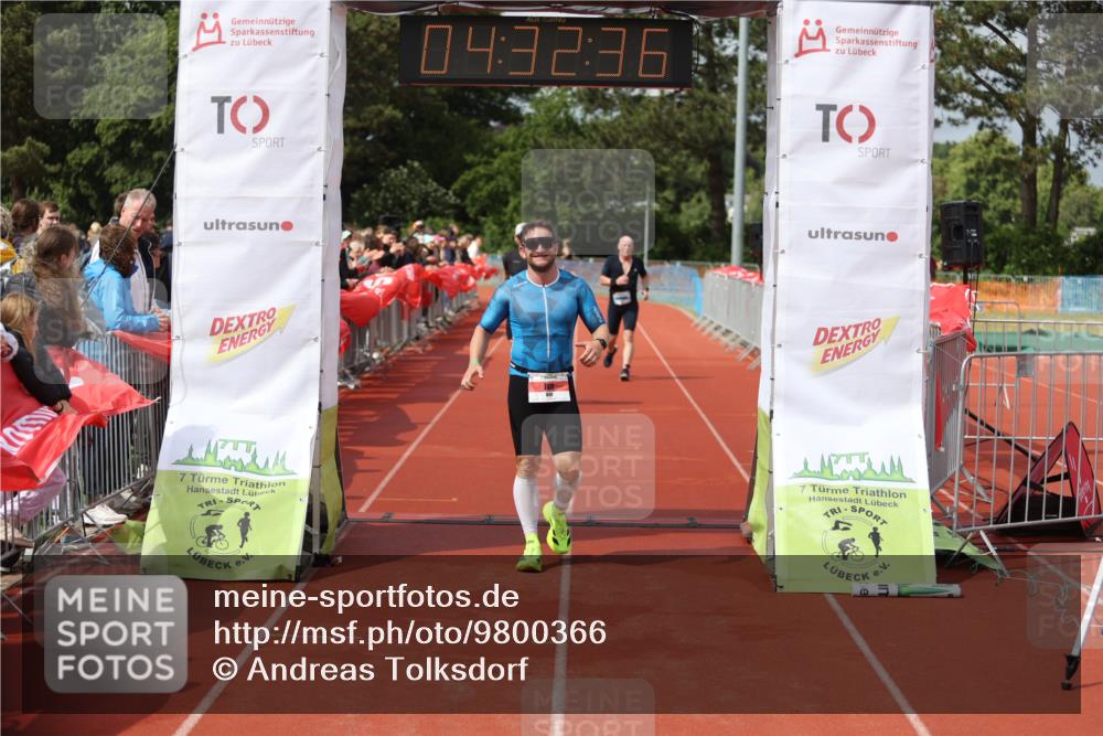 14.06.2026 - 7 Türme Triathlon Andreas Tolksdorf http://msf.ph/oto/9800366 14.06.2026 15:32:34 Ziel 840, 917, 1025 meine-sportfotos.de