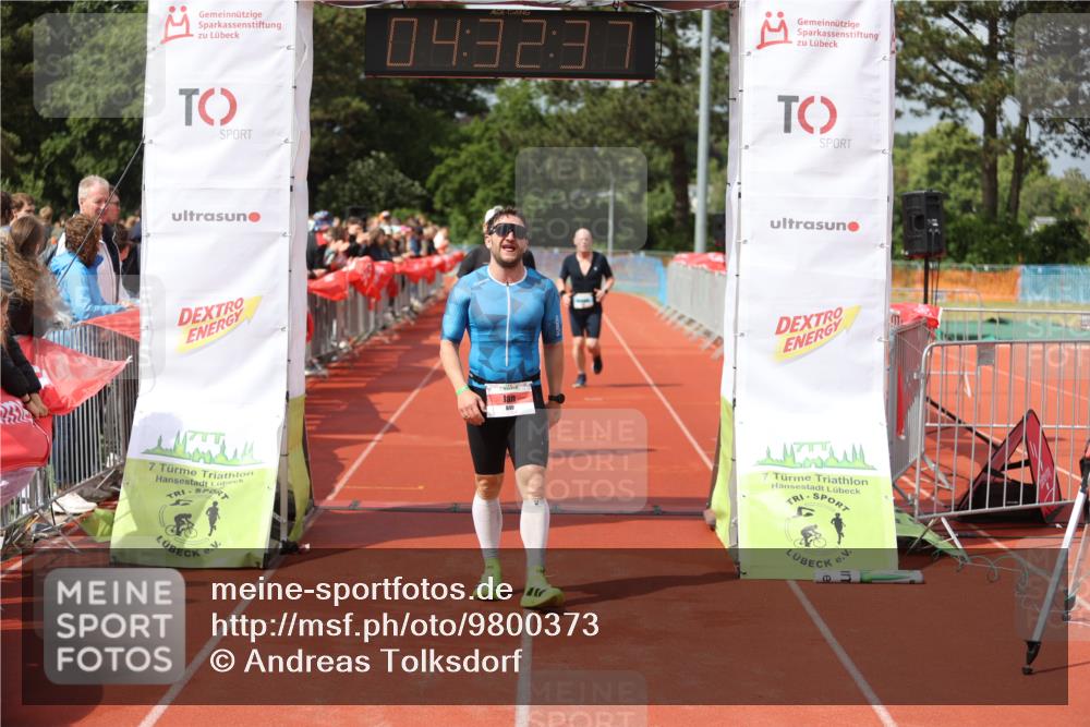 14.06.2026 - 7 Türme Triathlon Andreas Tolksdorf http://msf.ph/oto/9800373 14.06.2026 15:32:36 Ziel 840, 917, 1025 meine-sportfotos.de