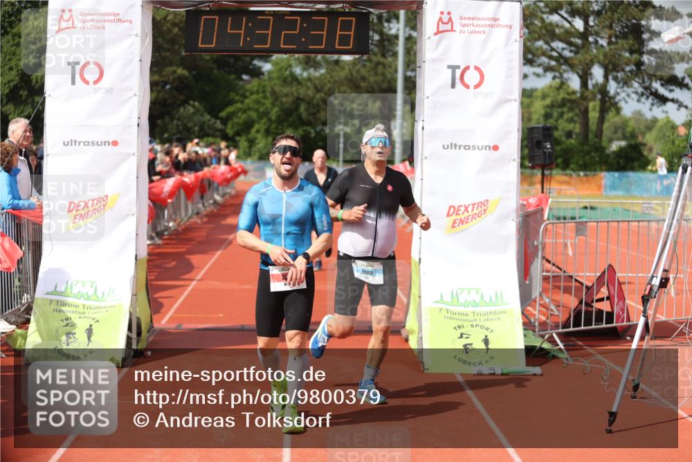 14.06.2026 - 7 Türme Triathlon Andreas Tolksdorf http://msf.ph/oto/9800379 14.06.2026 15:32:37 Ziel 840, 917, 1025 meine-sportfotos.de