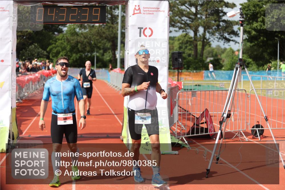 14.06.2026 - 7 Türme Triathlon Andreas Tolksdorf http://msf.ph/oto/9800385 14.06.2026 15:32:38 Ziel 840, 917, 1025 meine-sportfotos.de