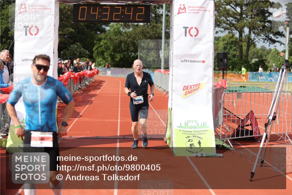 14.06.2026 - 7 Türme Triathlon Andreas Tolksdorf http://msf.ph/oto/9800405 14.06.2026 15:32:41 Ziel 840, 917, 1025 meine-sportfotos.de