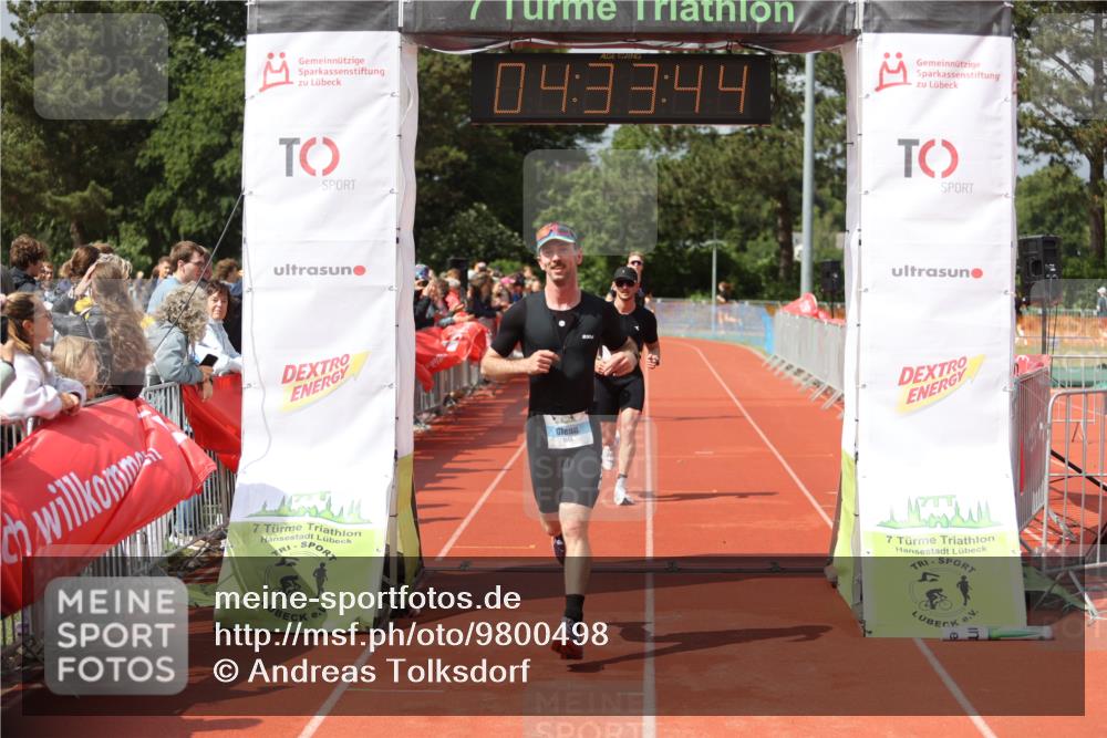 14.06.2026 - 7 Türme Triathlon Andreas Tolksdorf http://msf.ph/oto/9800498 14.06.2026 15:33:43 Ziel 649, 665, 1104, 1158 meine-sportfotos.de