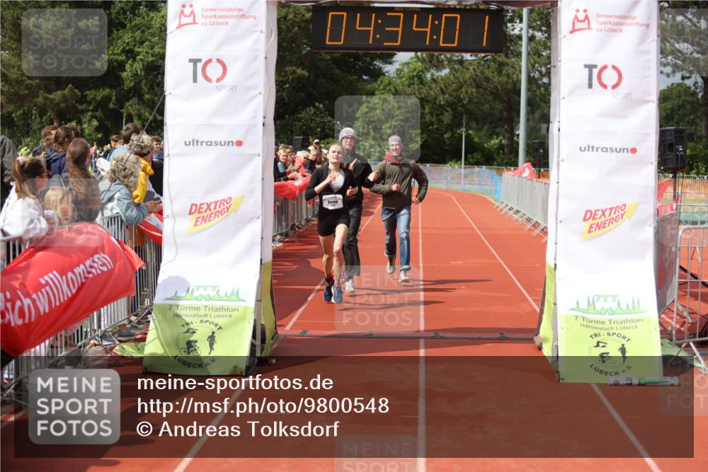 14.06.2026 - 7 Türme Triathlon Andreas Tolksdorf http://msf.ph/oto/9800548 14.06.2026 15:33:59 Ziel 898 meine-sportfotos.de