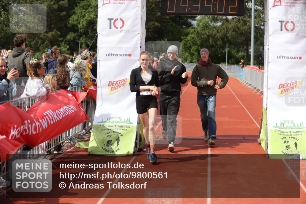14.06.2026 - 7 Türme Triathlon Andreas Tolksdorf http://msf.ph/oto/9800561 14.06.2026 15:34:01 Ziel 898 meine-sportfotos.de