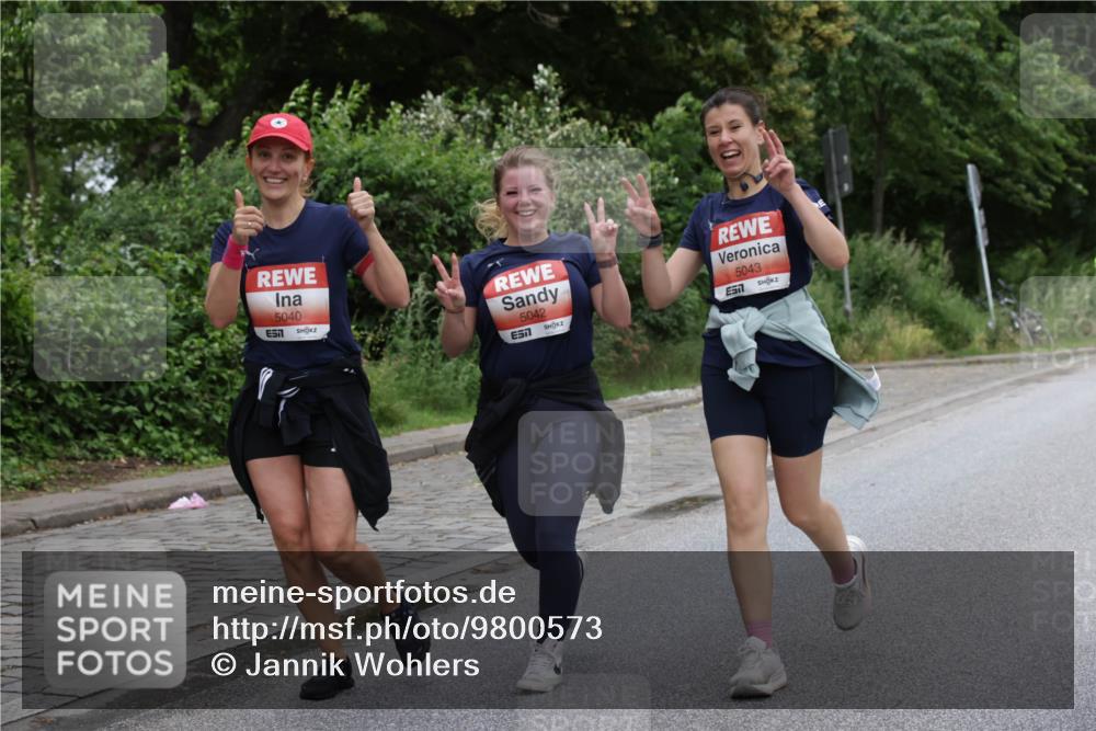 14.06.2026 - REWE Women's Run Jannik Wohlers http://msf.ph/oto/9800573 14.06.2026 11:04:08 Laufen 5040, 51, 5042, 57, 5043, 517 meine-sportfotos.de
