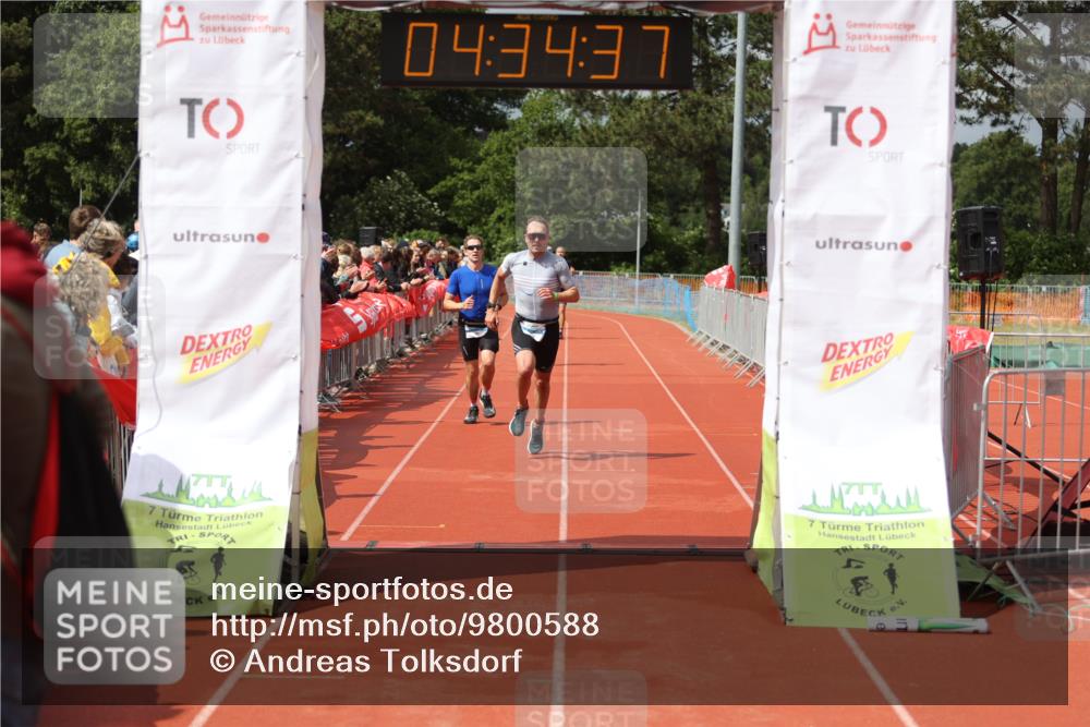 14.06.2026 - 7 Türme Triathlon Andreas Tolksdorf http://msf.ph/oto/9800588 14.06.2026 15:34:35 Ziel 923, 1086, 1096 meine-sportfotos.de