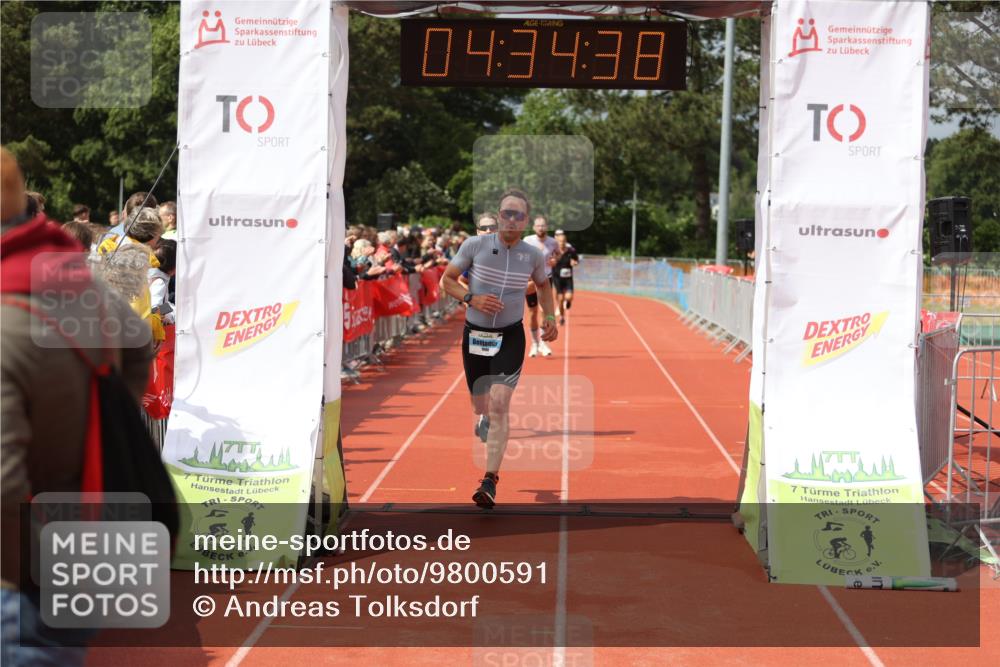 14.06.2026 - 7 Türme Triathlon Andreas Tolksdorf http://msf.ph/oto/9800591 14.06.2026 15:34:36 Ziel 923, 1086, 1096 meine-sportfotos.de