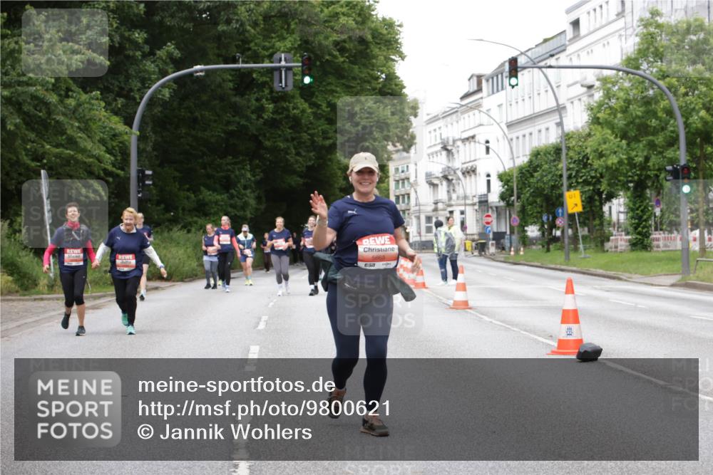 14.06.2026 - REWE Women's Run Jannik Wohlers http://msf.ph/oto/9800621 14.06.2026 11:04:13 Laufen 5663, 57, 01 meine-sportfotos.de