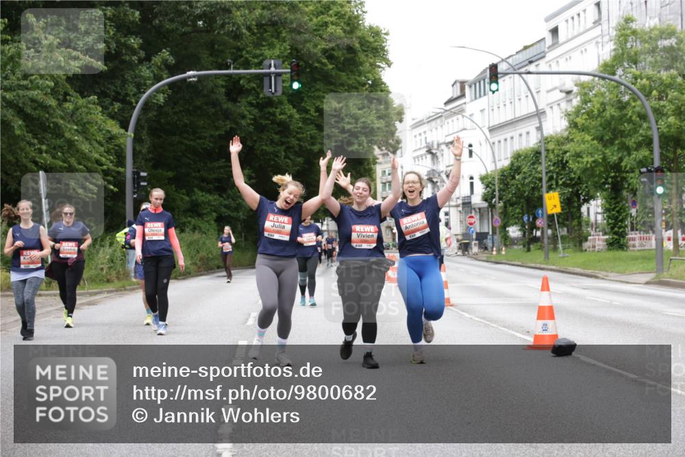 14.06.2026 - REWE Women's Run Jannik Wohlers http://msf.ph/oto/9800682 14.06.2026 11:04:22 Laufen 1 meine-sportfotos.de