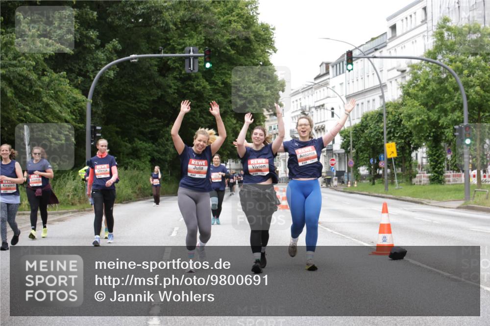 14.06.2026 - REWE Women's Run Jannik Wohlers http://msf.ph/oto/9800691 14.06.2026 11:04:23 Laufen 1 meine-sportfotos.de