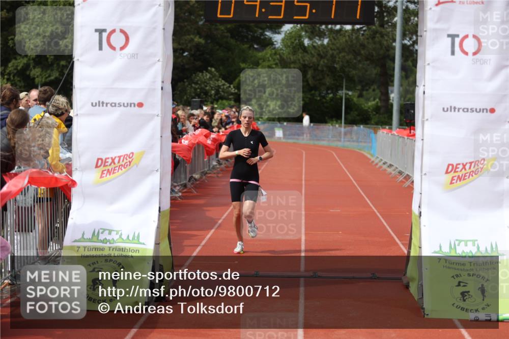 14.06.2026 - 7 Türme Triathlon Andreas Tolksdorf http://msf.ph/oto/9800712 14.06.2026 15:35:09 Ziel 1185, 1731 meine-sportfotos.de