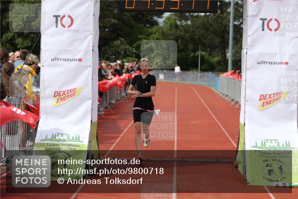 14.06.2026 - 7 Türme Triathlon Andreas Tolksdorf http://msf.ph/oto/9800718 14.06.2026 15:35:09 Ziel 1185, 1731 meine-sportfotos.de