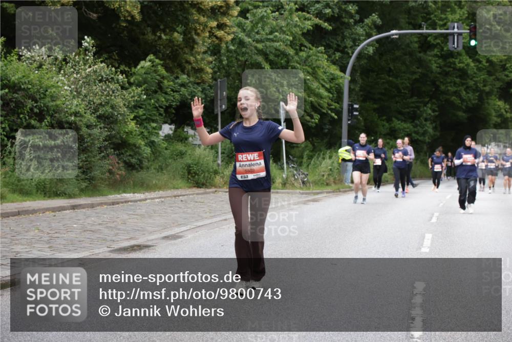 14.06.2026 - REWE Women's Run Jannik Wohlers http://msf.ph/oto/9800743 14.06.2026 11:04:38 Laufen 5302, 57 meine-sportfotos.de