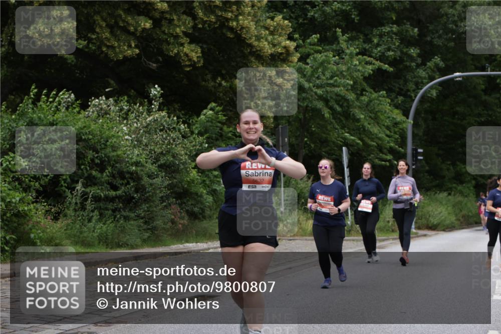14.06.2026 - REWE Women's Run Jannik Wohlers http://msf.ph/oto/9800807 14.06.2026 11:04:45 Laufen 5632 meine-sportfotos.de