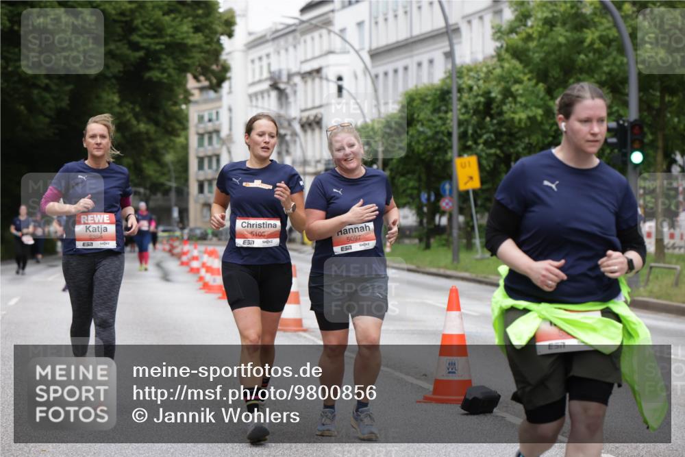 14.06.2026 - REWE Women's Run Jannik Wohlers http://msf.ph/oto/9800856 14.06.2026 11:04:51 Laufen 5388, 5105, 5097, 01 meine-sportfotos.de