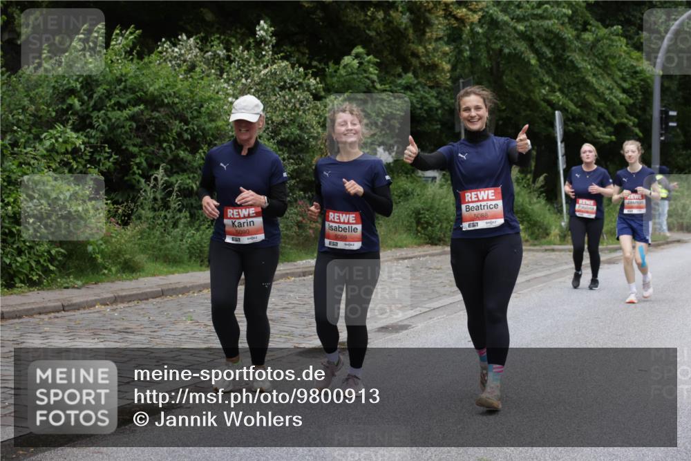 14.06.2026 - REWE Women's Run Jannik Wohlers http://msf.ph/oto/9800913 14.06.2026 11:05:04 Laufen 5090, 5089, 5088, 7 meine-sportfotos.de