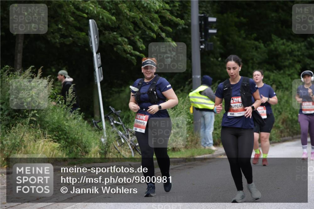 14.06.2026 - REWE Women's Run Jannik Wohlers http://msf.ph/oto/9800981 14.06.2026 11:05:21 Laufen 5205, 6936 meine-sportfotos.de