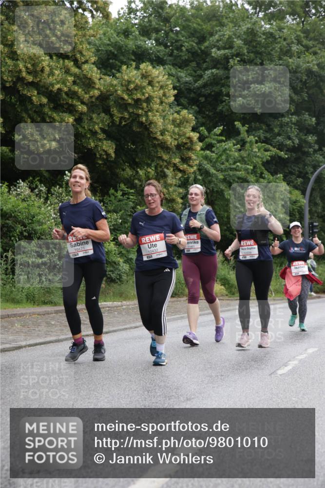14.06.2026 - REWE Women's Run Jannik Wohlers http://msf.ph/oto/9801010 14.06.2026 10:08:32 Laufen 10171, 657, 10432, 6517, 11461, 10509 meine-sportfotos.de