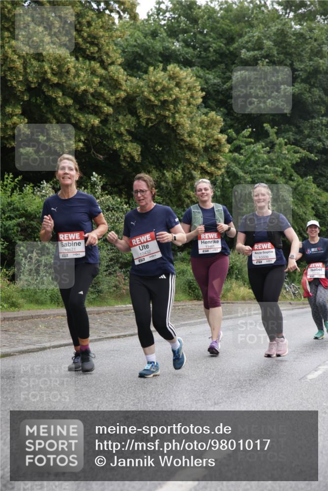 14.06.2026 - REWE Women's Run Jannik Wohlers http://msf.ph/oto/9801017 14.06.2026 10:08:32 Laufen 10171, 10432, 11461, 10509, 57 meine-sportfotos.de