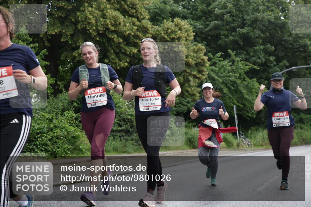14.06.2026 - REWE Women's Run Jannik Wohlers http://msf.ph/oto/9801026 14.06.2026 10:08:34 Laufen 32, 11461, 7, 10509, 11166 meine-sportfotos.de