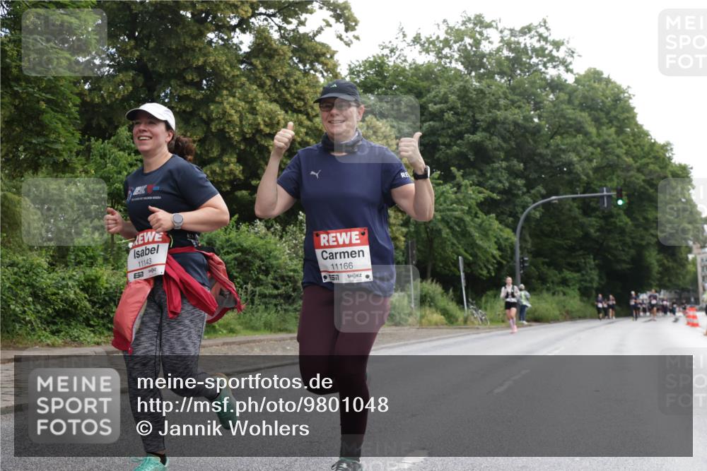 14.06.2026 - REWE Women's Run Jannik Wohlers http://msf.ph/oto/9801048 14.06.2026 10:08:36 Laufen 11143, 51, 11166, 57 meine-sportfotos.de