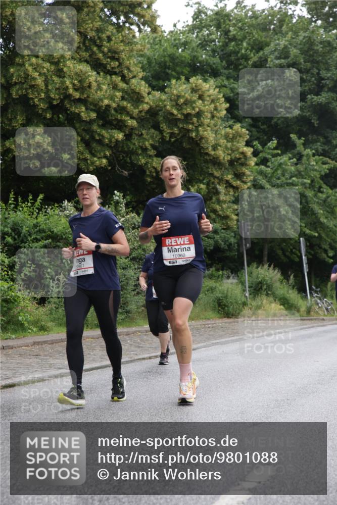 14.06.2026 - REWE Women's Run Jannik Wohlers http://msf.ph/oto/9801088 14.06.2026 10:08:54 Laufen 10961, 10962, 57 meine-sportfotos.de