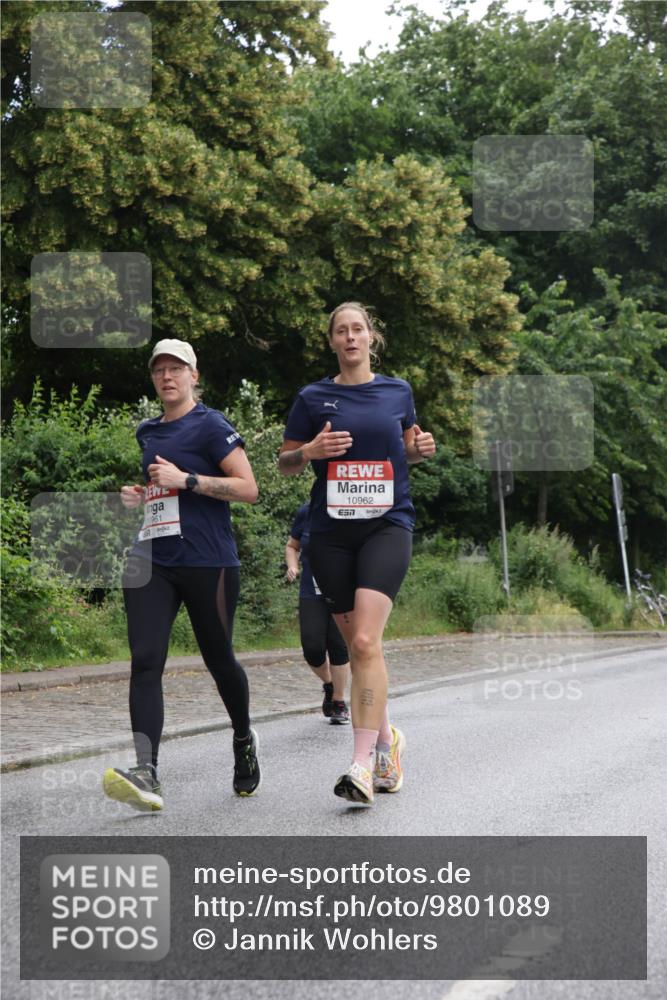 14.06.2026 - REWE Women's Run Jannik Wohlers http://msf.ph/oto/9801089 14.06.2026 10:08:54 Laufen 10961, 10962, 57 meine-sportfotos.de