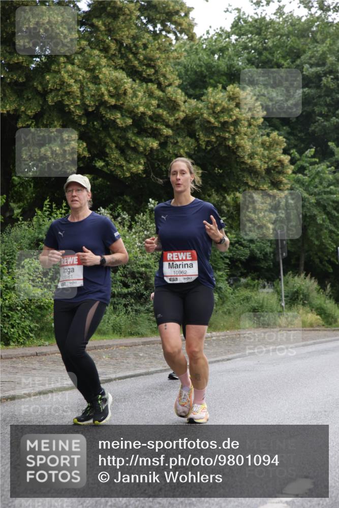 14.06.2026 - REWE Women's Run Jannik Wohlers http://msf.ph/oto/9801094 14.06.2026 10:08:55 Laufen 10961, 10962, 57 meine-sportfotos.de