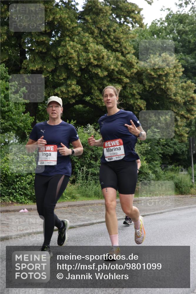 14.06.2026 - REWE Women's Run Jannik Wohlers http://msf.ph/oto/9801099 14.06.2026 10:08:55 Laufen 10961, 10962, 57 meine-sportfotos.de