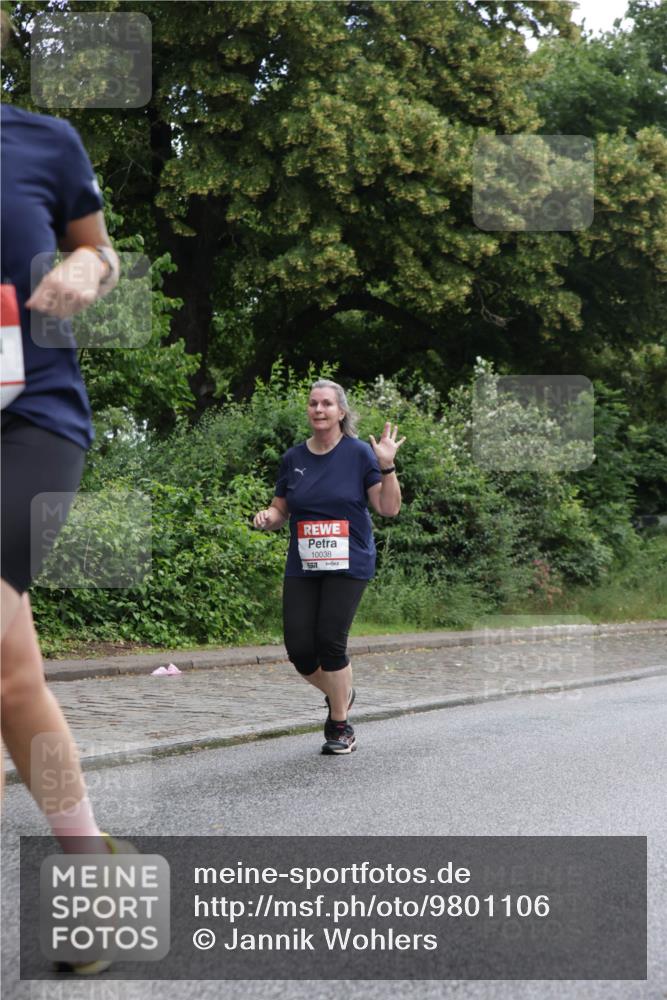 14.06.2026 - REWE Women's Run Jannik Wohlers http://msf.ph/oto/9801106 14.06.2026 10:08:56 Laufen 10038, 57 meine-sportfotos.de