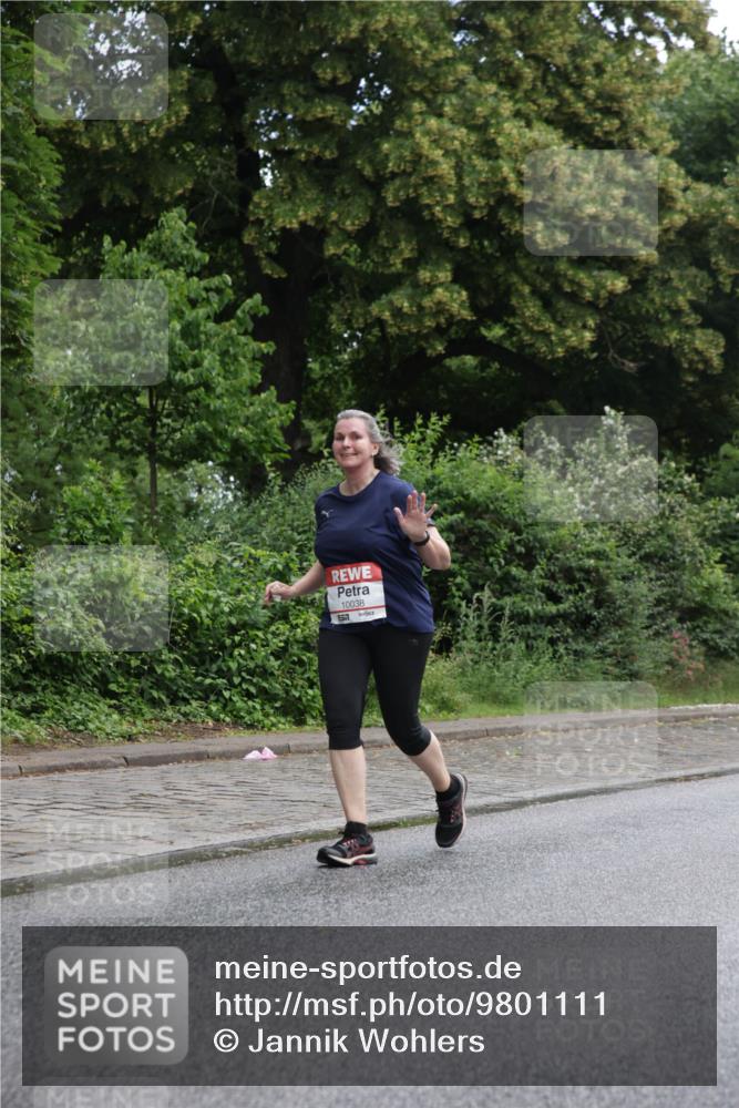 14.06.2026 - REWE Women's Run Jannik Wohlers http://msf.ph/oto/9801111 14.06.2026 10:08:56 Laufen 10038, 1577 meine-sportfotos.de
