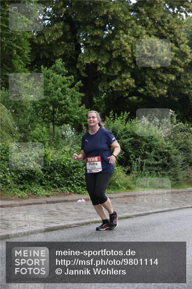 14.06.2026 - REWE Women's Run Jannik Wohlers http://msf.ph/oto/9801114 14.06.2026 10:08:56 Laufen 10038, 7 meine-sportfotos.de