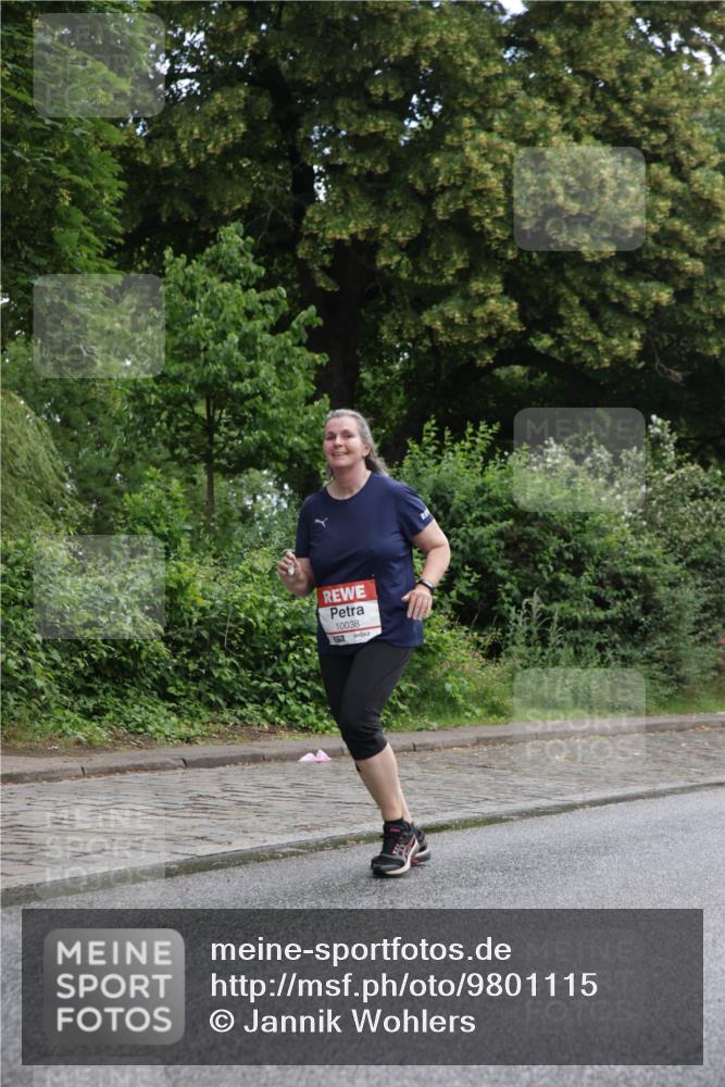14.06.2026 - REWE Women's Run Jannik Wohlers http://msf.ph/oto/9801115 14.06.2026 10:08:56 Laufen 10038, 1577 meine-sportfotos.de