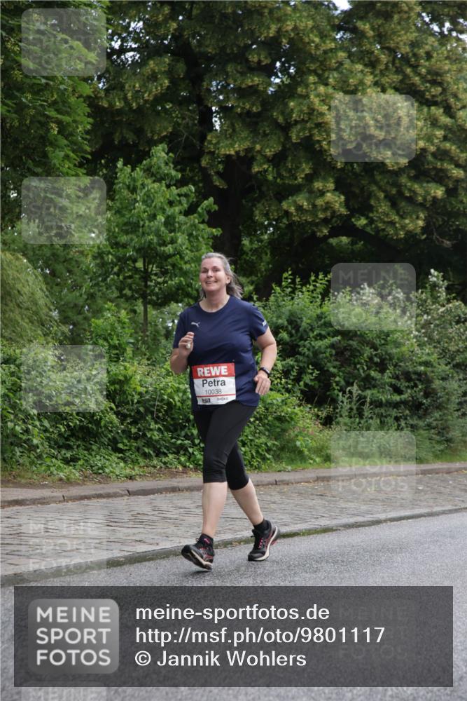 14.06.2026 - REWE Women's Run Jannik Wohlers http://msf.ph/oto/9801117 14.06.2026 10:08:56 Laufen 10038, 57 meine-sportfotos.de
