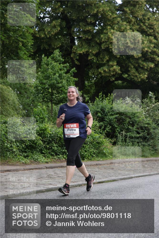 14.06.2026 - REWE Women's Run Jannik Wohlers http://msf.ph/oto/9801118 14.06.2026 10:08:56 Laufen 10038, 7 meine-sportfotos.de
