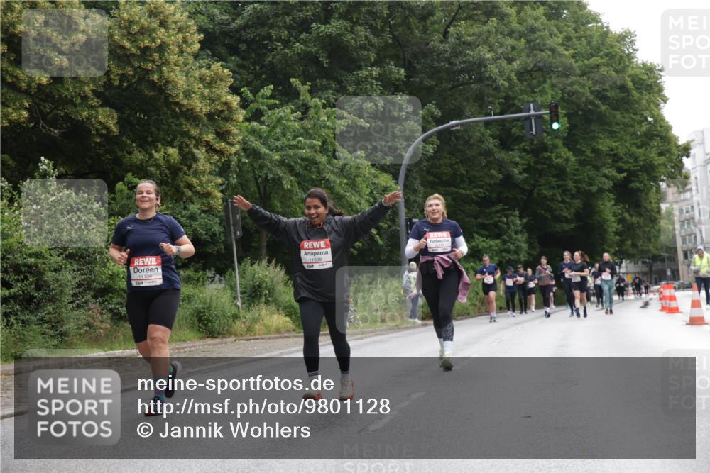 14.06.2026 - REWE Women's Run Jannik Wohlers http://msf.ph/oto/9801128 14.06.2026 10:09:00 Laufen 11106, 11398, 10314 meine-sportfotos.de