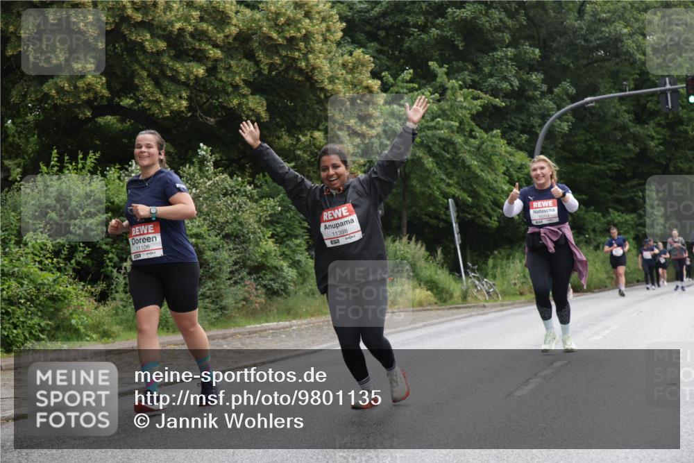 14.06.2026 - REWE Women's Run Jannik Wohlers http://msf.ph/oto/9801135 14.06.2026 10:09:01 Laufen 11106, 11398 meine-sportfotos.de