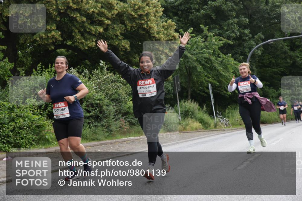 14.06.2026 - REWE Women's Run Jannik Wohlers http://msf.ph/oto/9801139 14.06.2026 10:09:01 Laufen 11106, 11398, 657, 10314 meine-sportfotos.de