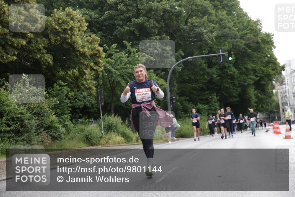 14.06.2026 - REWE Women's Run Jannik Wohlers http://msf.ph/oto/9801144 14.06.2026 10:09:02 Laufen 10314 meine-sportfotos.de