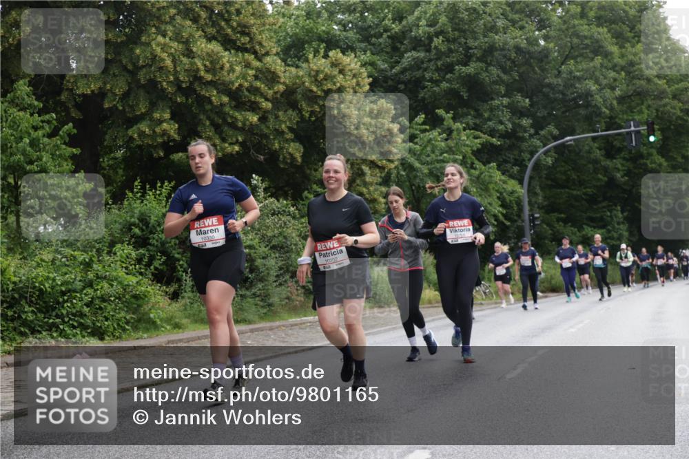 14.06.2026 - REWE Women's Run Jannik Wohlers http://msf.ph/oto/9801165 14.06.2026 10:09:12 Laufen 10330, 10202 meine-sportfotos.de