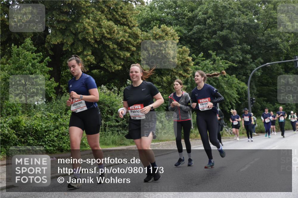 14.06.2026 - REWE Women's Run Jannik Wohlers http://msf.ph/oto/9801173 14.06.2026 10:09:13 Laufen 10330, 57, 10202, 107 meine-sportfotos.de